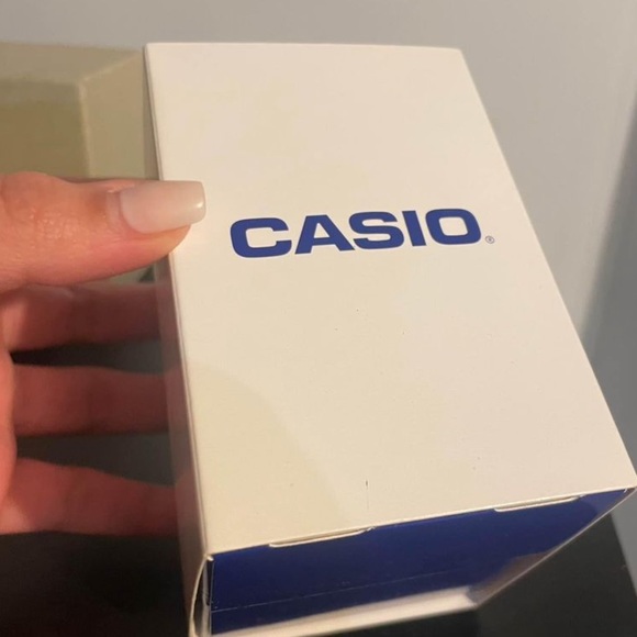 CASIO WATCH - Picture 5 of 5